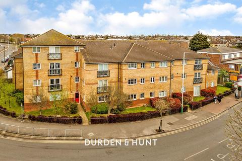 2 bedroom flat for sale, South Street, Romford, RM1