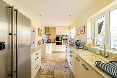 3 bedroom detached house for sale, Milldale Crescent, Fordhouses, Wolverhampton, West Midlands, WV10