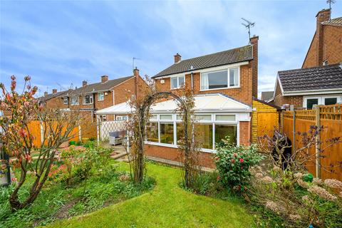 3 bedroom detached house for sale, Milldale Crescent, Fordhouses, Wolverhampton, West Midlands, WV10
