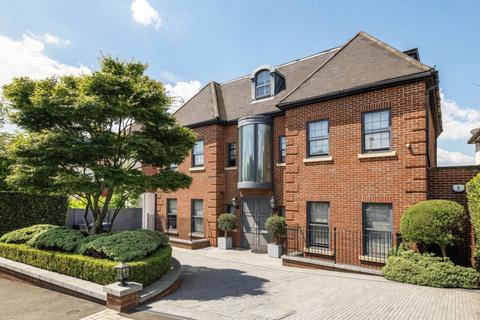 Oakfields Road, London, NW11