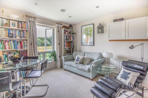 2 bedroom coach house for sale, Hunloke Way, Malmesbury, SN16