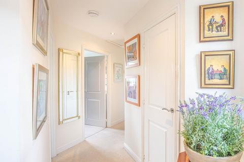 2 bedroom coach house for sale, Hunloke Way, Malmesbury, SN16
