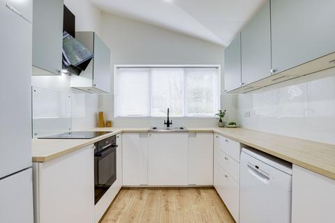 3 bedroom detached house for sale, St. Helens Grove, Nottingham NG14