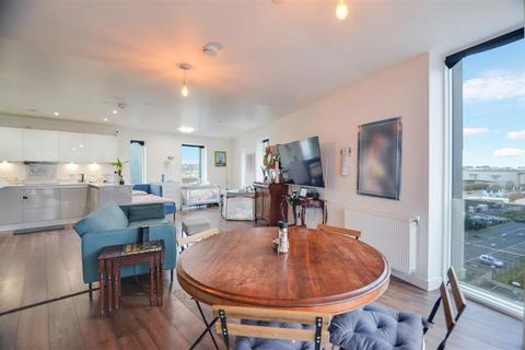 Peartree Way, London SE10