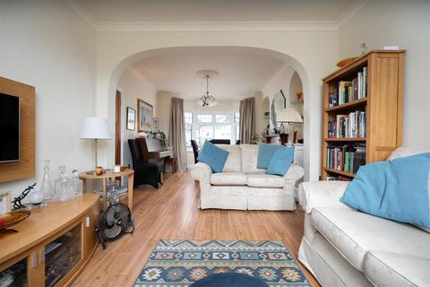 4 bedroom semi-detached house for sale, Drayton Gardens, West Drayton UB7