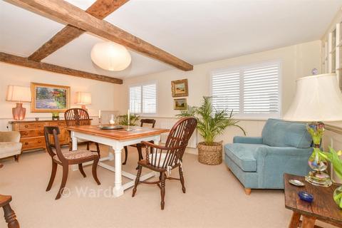 4 bedroom semi-detached house for sale, The Street, Ashford TN27