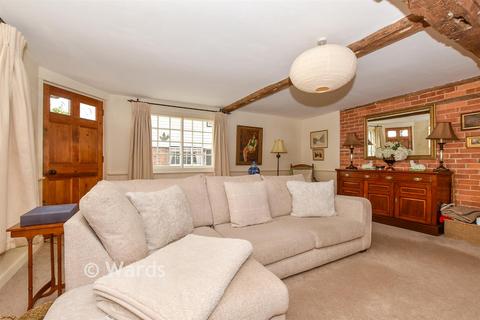 4 bedroom semi-detached house for sale, The Street, Ashford TN27