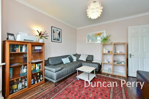 4 bedroom semi-detached house for sale, Auckland Road, Potters Bar EN6