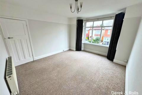1 bedroom apartment for sale, King Edward Avenue, Moordown, Bournemouth, Dorset, BH9