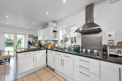 4 bedroom semi-detached house for sale, Briary Lane, Royston SG8