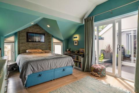 3 bedroom flat for sale, Wellington Square, Cheltenham, GL50