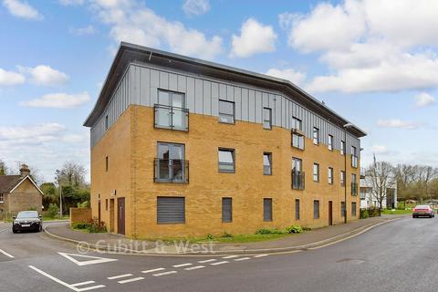 2 bedroom flat for sale, Lintot Court, Horsham RH13