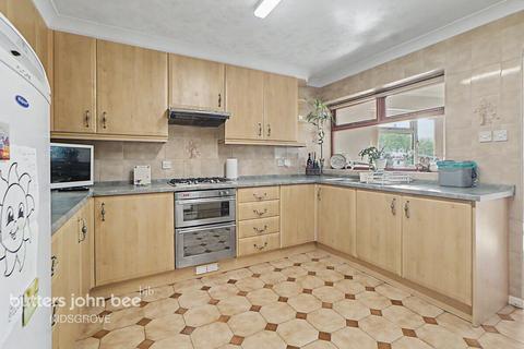 4 bedroom detached bungalow for sale, Kingsley Road, Talke Pitts, ST7 1RA