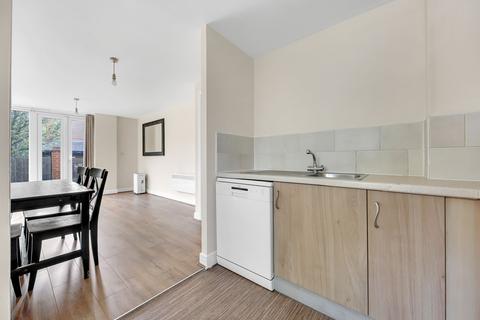 2 bedroom flat for sale, Kirkdale Road, London, E11