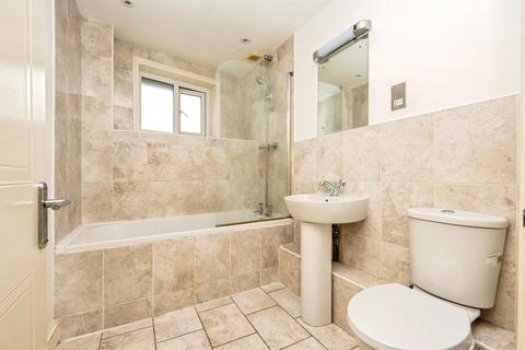 3 bedroom end of terrace house for sale, Chickerell Road, Weymouth