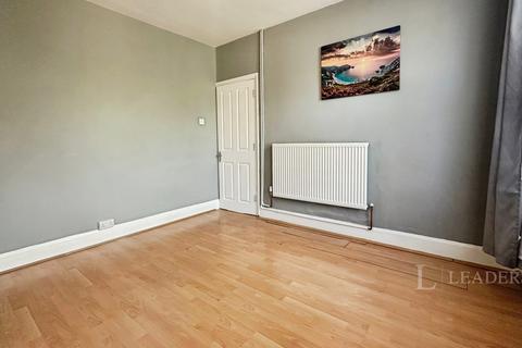 3 bedroom semi-detached house to rent, Maidenhall Road, Luton, Bedfordshire, LU4