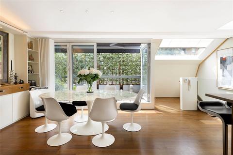 2 bedroom terraced house for sale, Cadogan Lane, London, SW1X