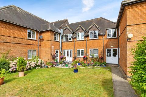 undefined, Woburn Road, Woburn Sands, Milton Keynes