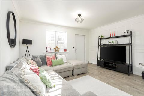 3 bedroom semi-detached house for sale, Lauren Close, Springhead, Oldham, OL4