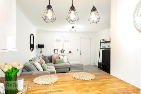 3 bedroom semi-detached house for sale, Lauren Close, Springhead, Oldham, OL4