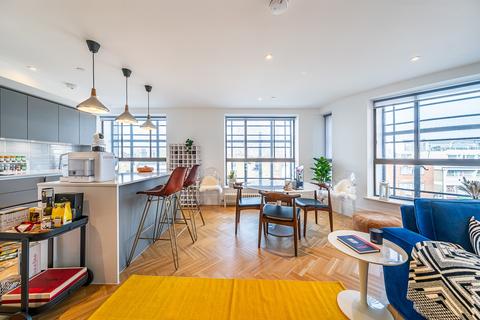 2 bedroom flat for sale, Acre Lane, London, SW2