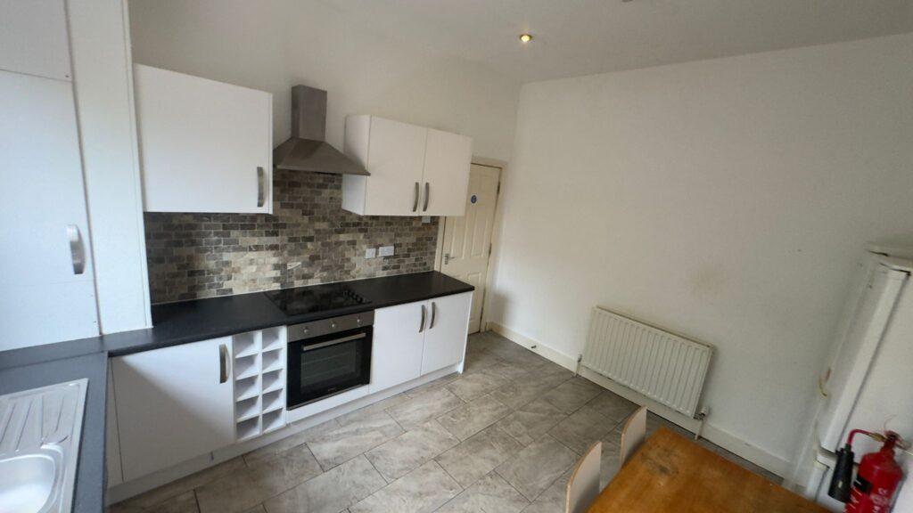 Ebberston Terrace, Hyde Park, Leeds, LS6 1AU - Vue 5