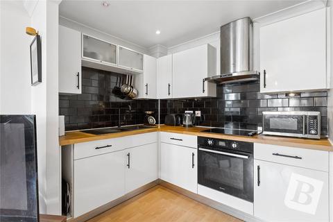 2 bedroom apartment for sale, London Road, Romford, RM7