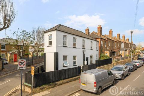 4 bedroom end of terrace house for sale, Boyn Hill Road, Maidenhead, Berkshire