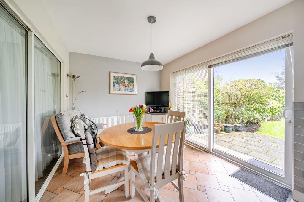 Kitchen/dining area
