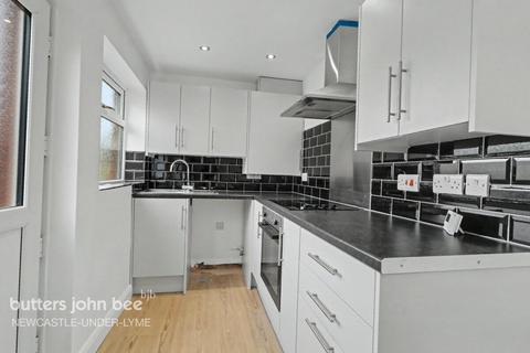 3 bedroom end of terrace house to rent, Warwick Street, Newcastle