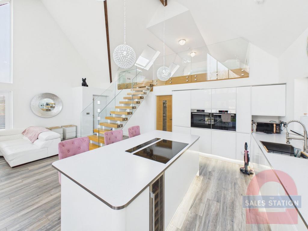 Kitchen/ Living