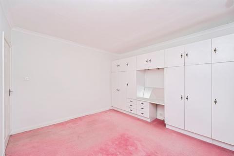 1 bedroom in a house share to rent, The Green, West Drayton, UB7