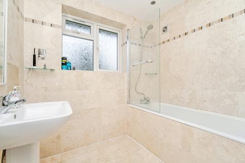1 bedroom in a house share to rent, The Green, West Drayton, UB7