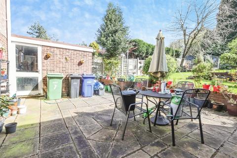 3 bedroom detached house for sale, Faulknor Drive, Pensnett, Brierley Hill