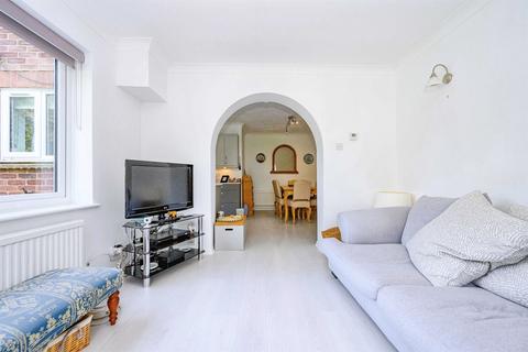 4 bedroom semi-detached house for sale, Beech Road, St. Albans