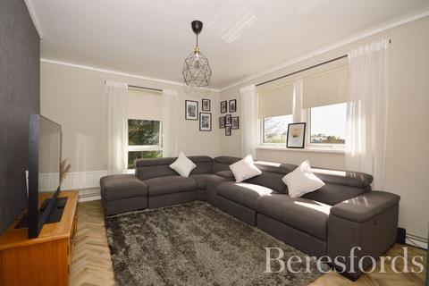 2 bedroom apartment for sale, Prospect Place, Collier Row, RM5