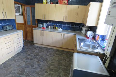 2 bedroom house to rent, Hope Street, Accrington,