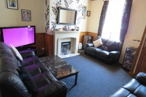 2 bedroom house to rent, Hope Street, Accrington,