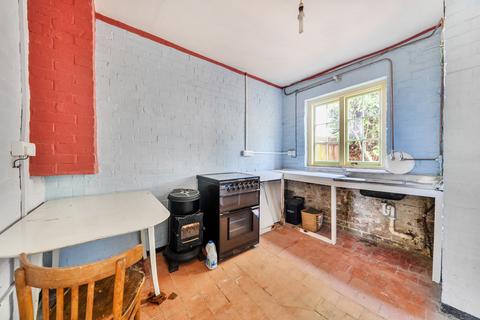 2 bedroom semi-detached house for sale, Chantry Road, Harrow