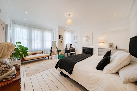 6 bedroom detached house for sale, Riggindale Road, Tooting Bec Common, London, SW16