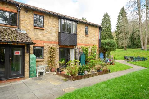 undefined, West End Lane, Esher KT10