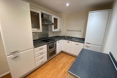 2 bedroom flat to rent, Parade, Leamington Spa, CV32
