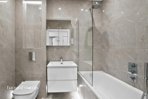 undefined, Chase Side, London, N14