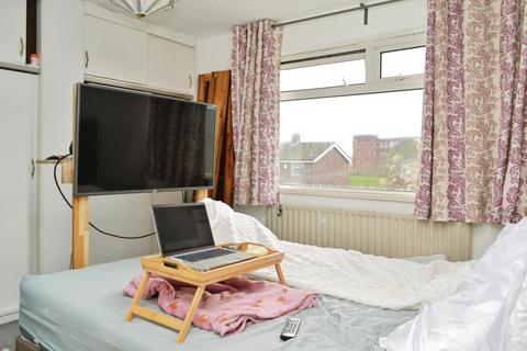 3 bedroom semi-detached house for sale, Medway Road, Hollinwood, Oldham