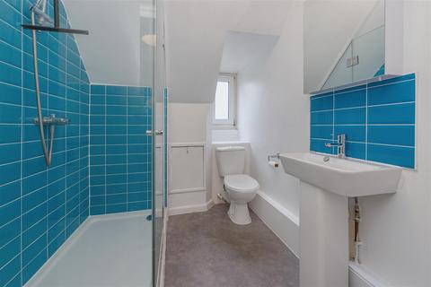 1 bedroom flat for sale, South End Close, Hampstead NW3