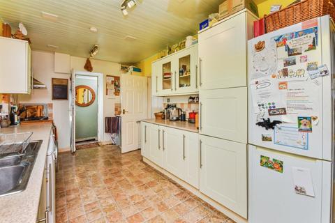 4 bedroom semi-detached house for sale, Sycamore Road, Radstock