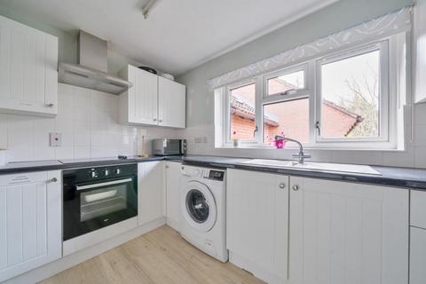 2 bedroom flat for sale, Chesham,  Buckinghamshire,  HP6