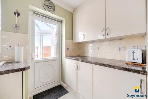 2 bedroom end of terrace house for sale, Lime Grove, Surrey GU1