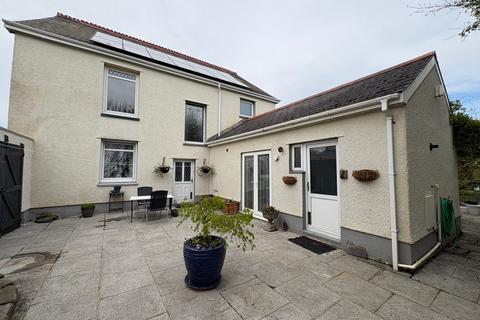 4 bedroom detached house for sale, Tenby Road, St Clears, Carmarthen, SA33