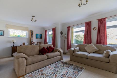 2 bedroom detached bungalow for sale, Despenser Road, Sully CF64